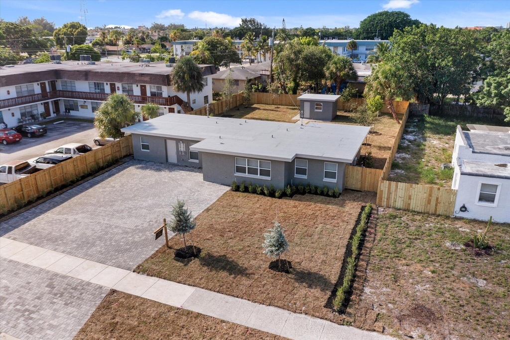 829 Bayberry Drive - Photo 16