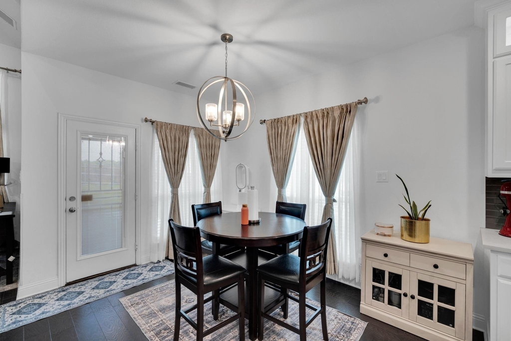 1767 Shumard Street - Photo 9
