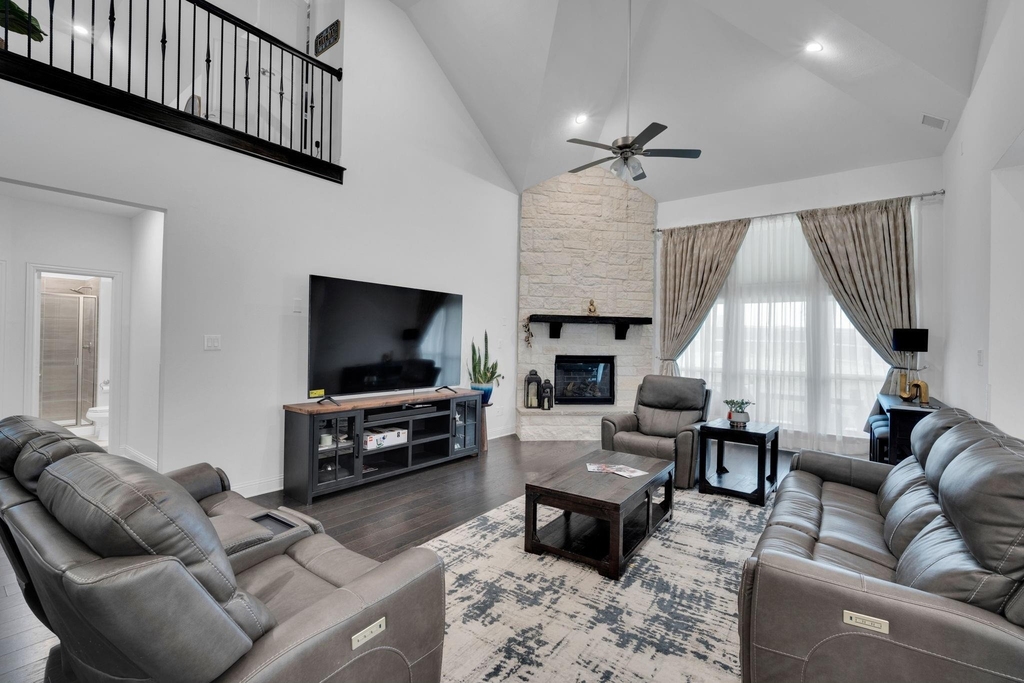 1767 Shumard Street - Photo 3