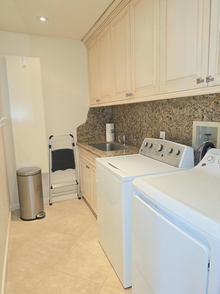 13348 Mangrove Isle Drive - Photo 29