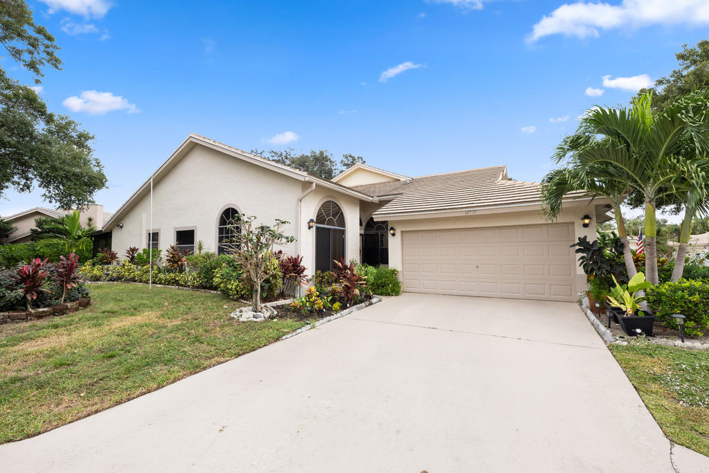 10933 Stafford Circle S - Photo 0