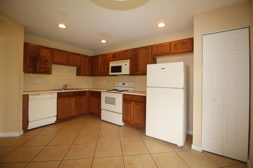 6602 Sandy Bank Terrace - Photo 1