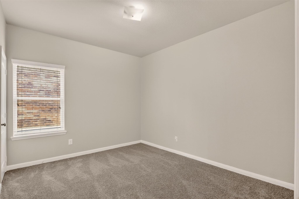9105 Switchgrass Lane - Photo 4