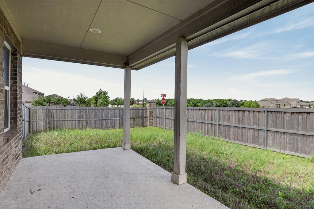 9105 Switchgrass Lane - Photo 18