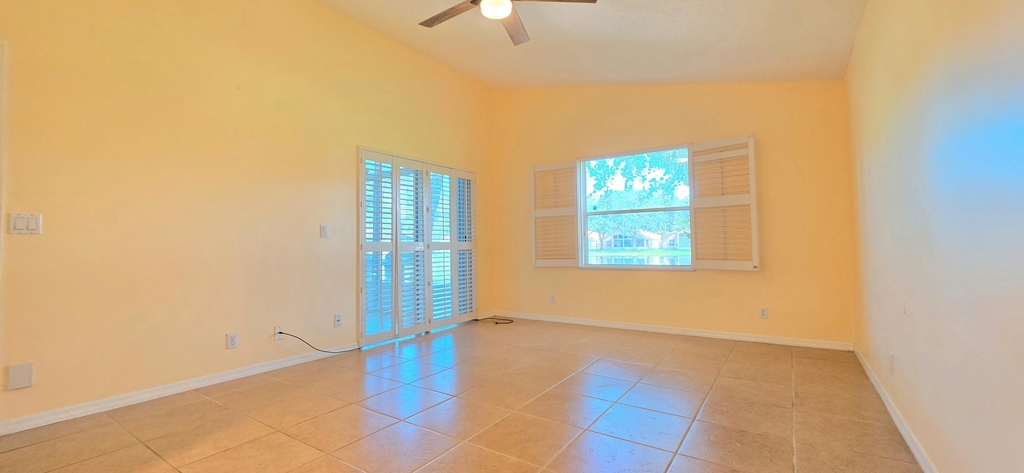 7299 Lugano Drive - Photo 13