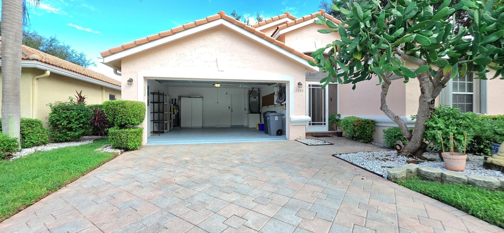 7299 Lugano Drive - Photo 43