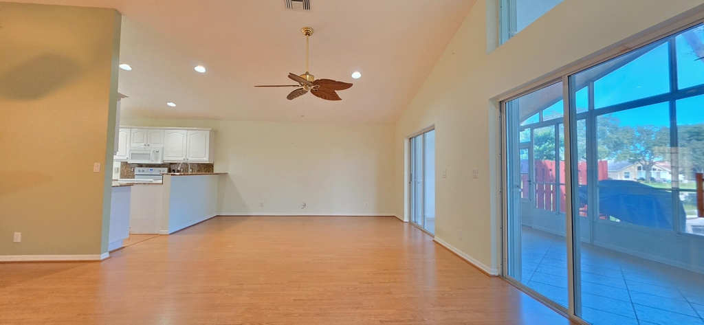 7299 Lugano Drive - Photo 8