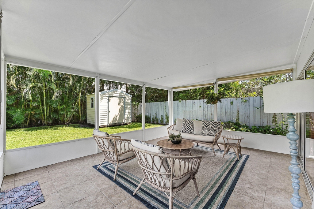 233 Lake Terrace - Photo 28
