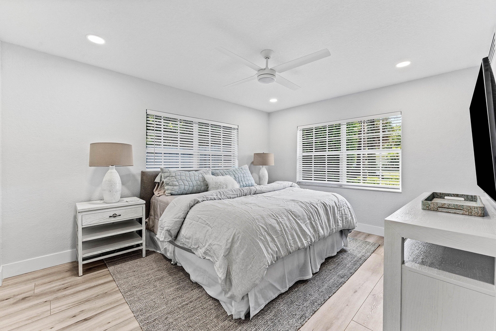 233 Lake Terrace - Photo 16