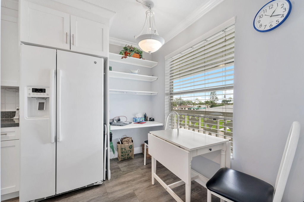 2401 Del Aire Boulevard - Photo 17