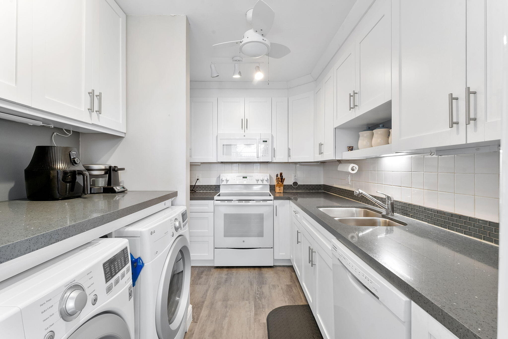 2401 Del Aire Boulevard - Photo 19