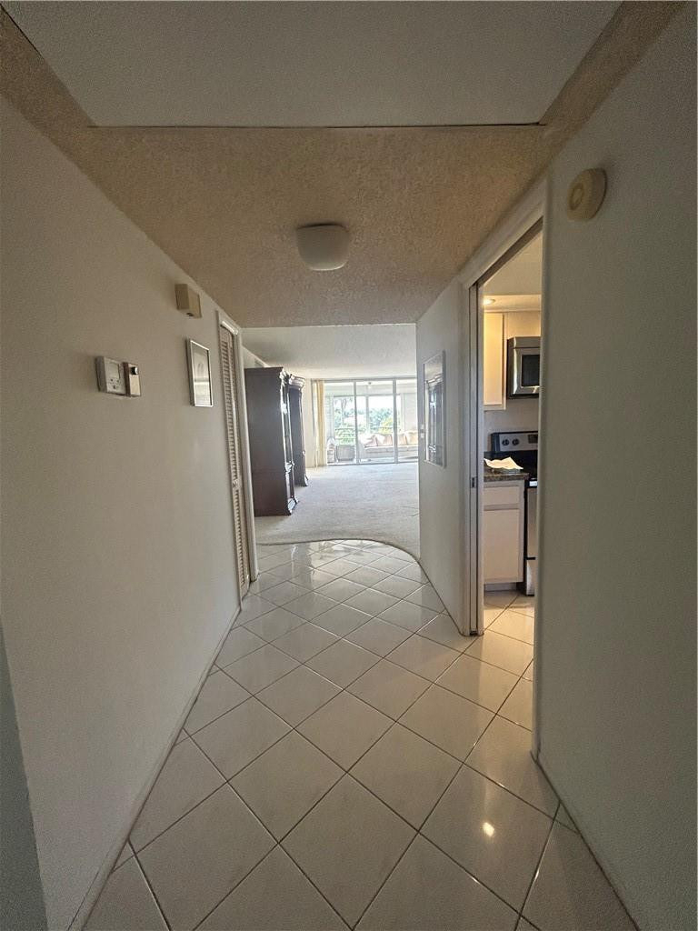 3970 Oaks Clubhouse Drive - Photo 7