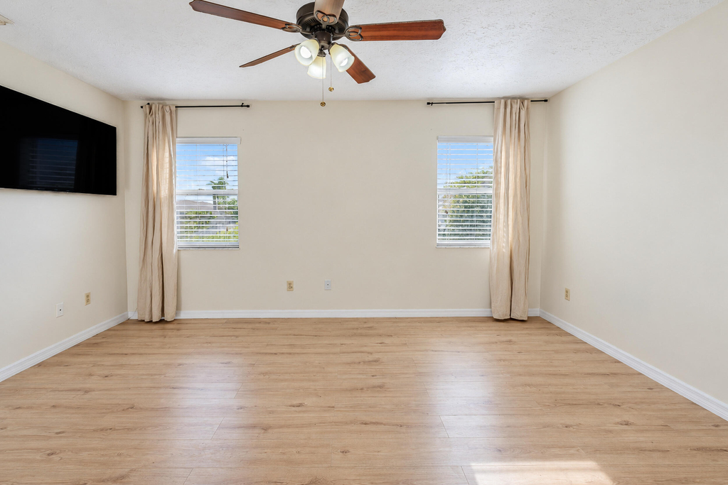 974 Se Brookedge Avenue - Photo 14