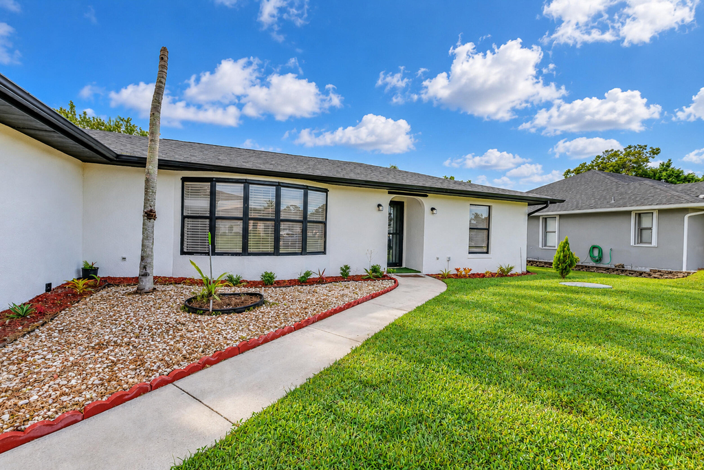 974 Se Brookedge Avenue - Photo 7