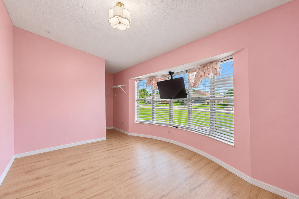974 Se Brookedge Avenue - Photo 19