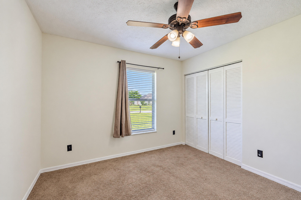 974 Se Brookedge Avenue - Photo 26