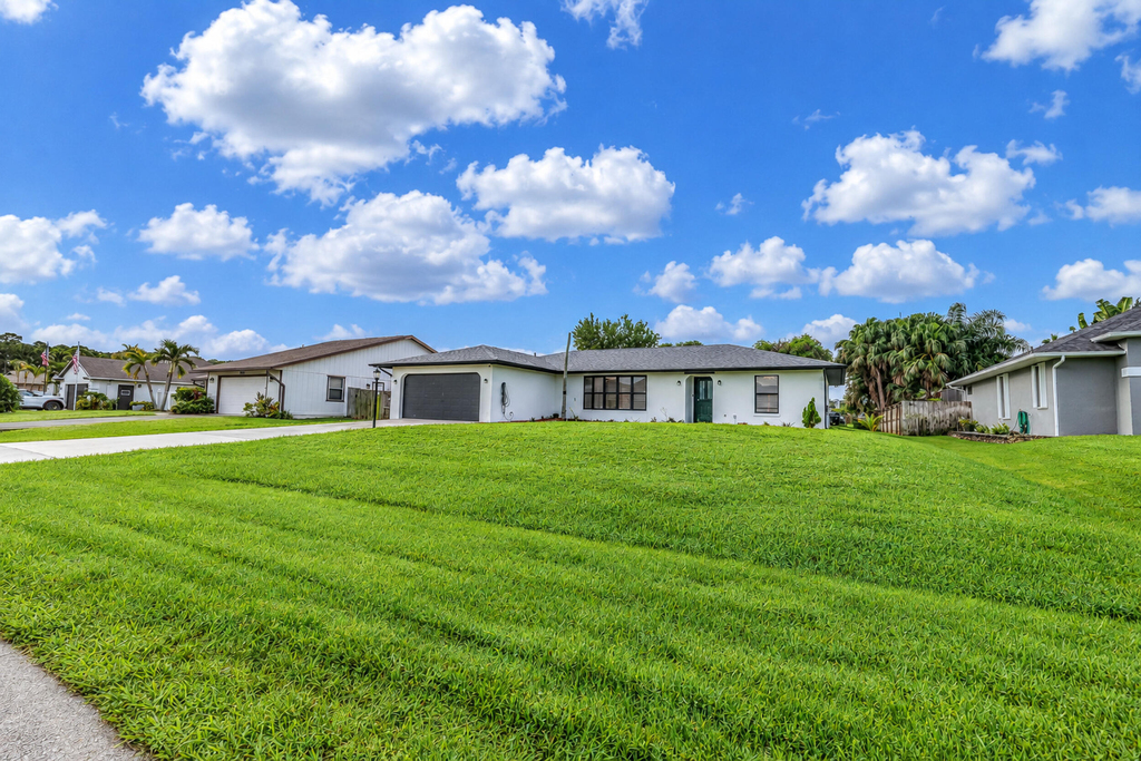 974 Se Brookedge Avenue - Photo 3
