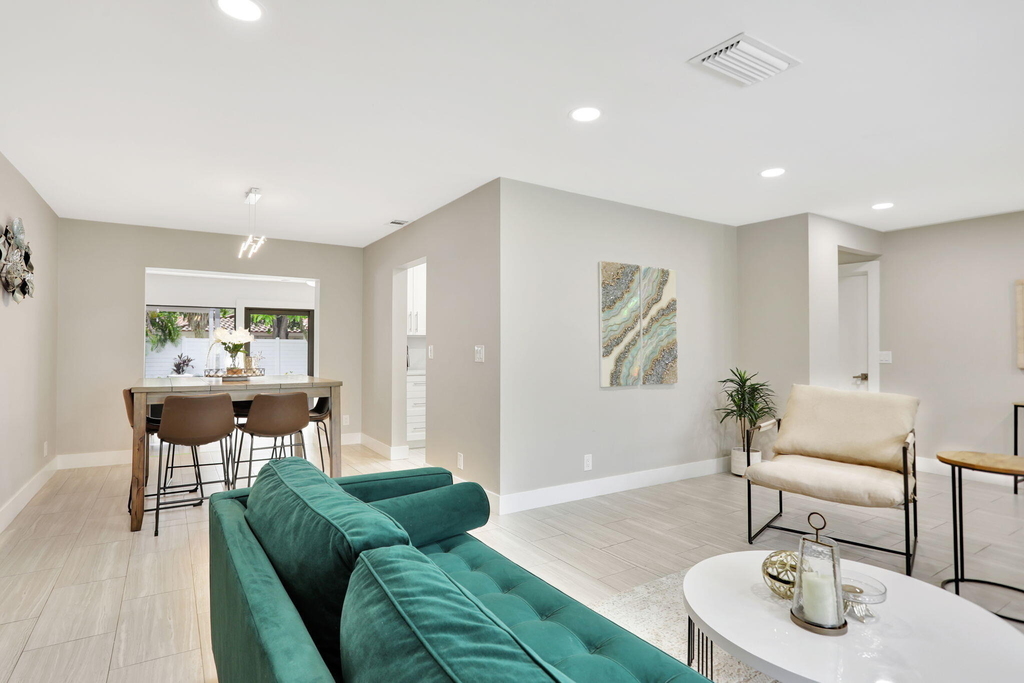 1035 Nw 5th Avenue - Photo 4