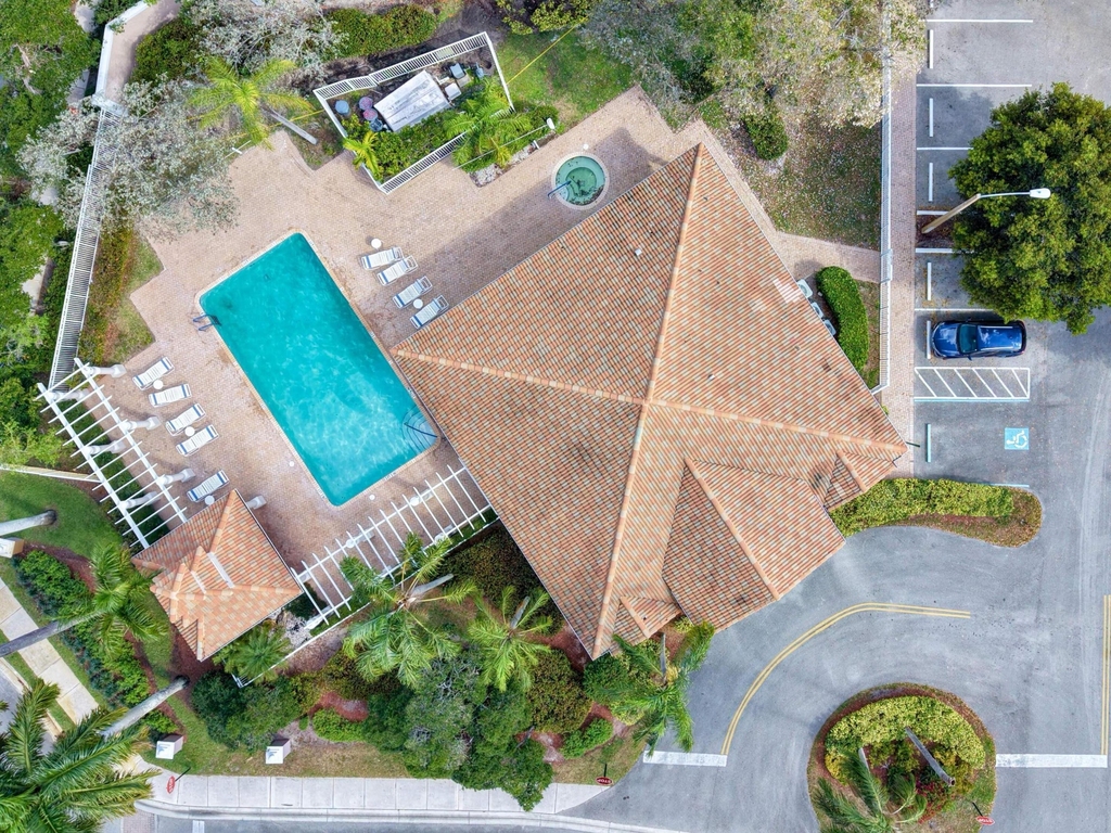 2920 E Aragon Boulevard - Photo 34