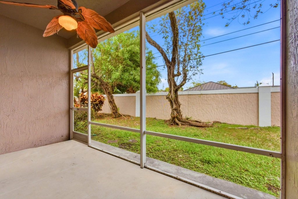 2920 E Aragon Boulevard - Photo 29