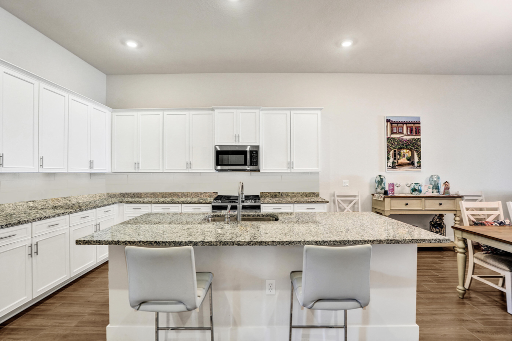8336 W Blue Spring Drive - Photo 10
