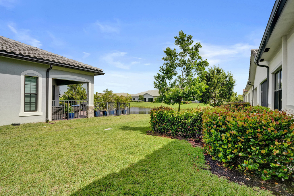 8336 W Blue Spring Drive - Photo 20