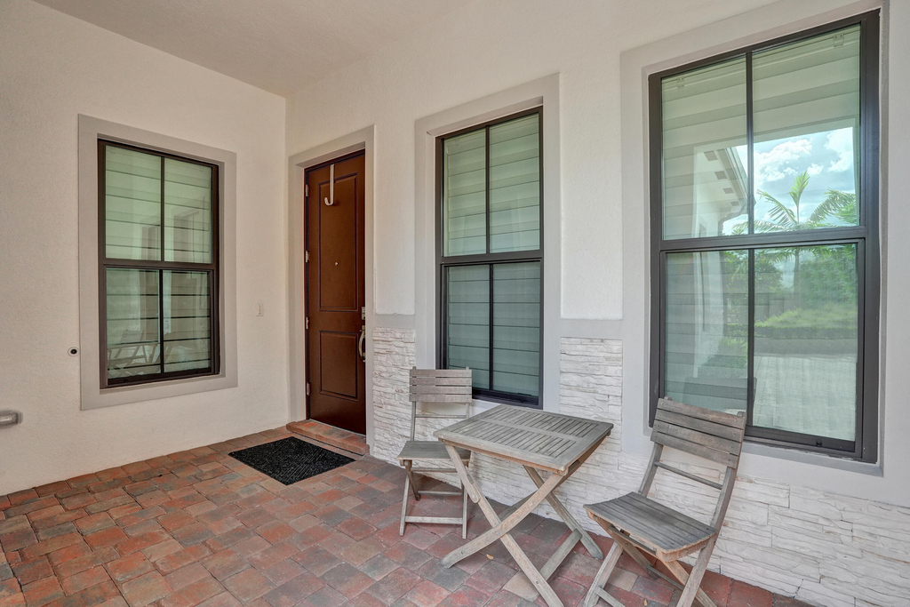 8336 W Blue Spring Drive - Photo 3