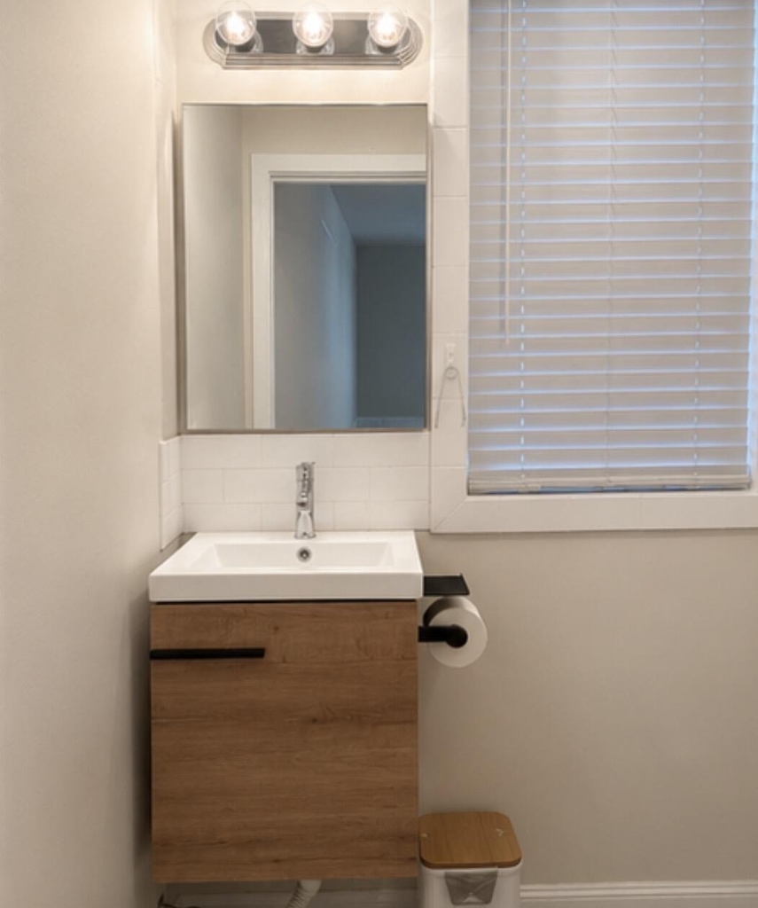 1637 Arthur Street - Photo 5