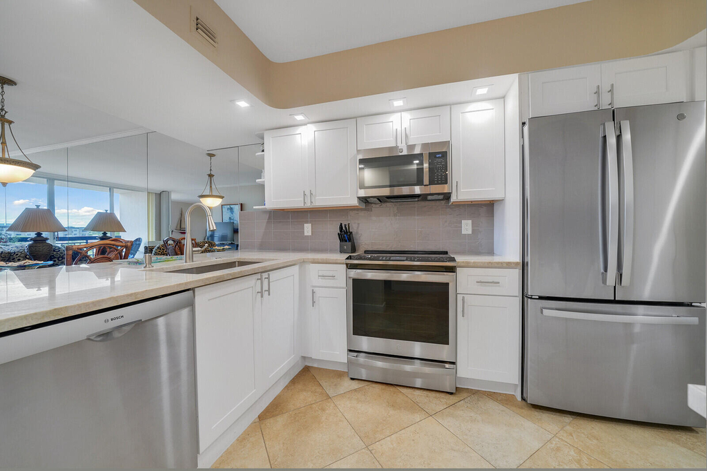 2707 N Ocean Boulevard - Photo 7