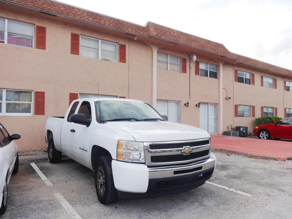 550 Sw 2nd Avenue - Photo 21