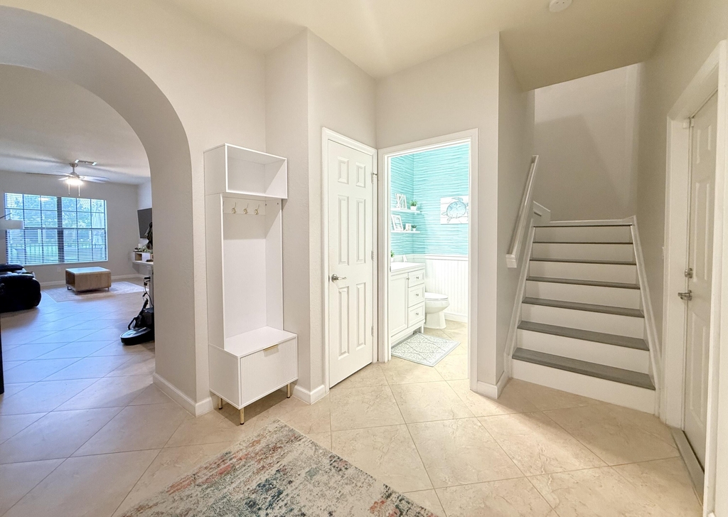 10361 Wellington Parc Drive - Photo 3