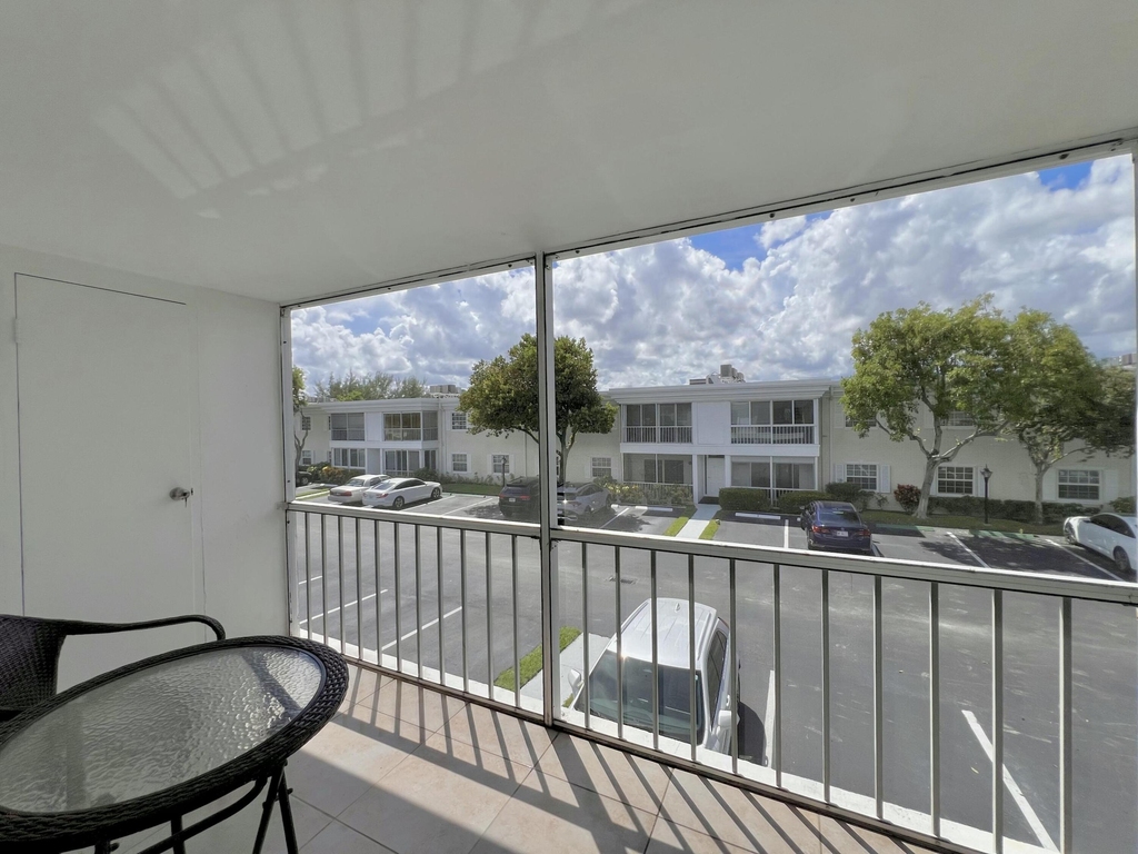 6421 Bay Club Drive - Photo 9