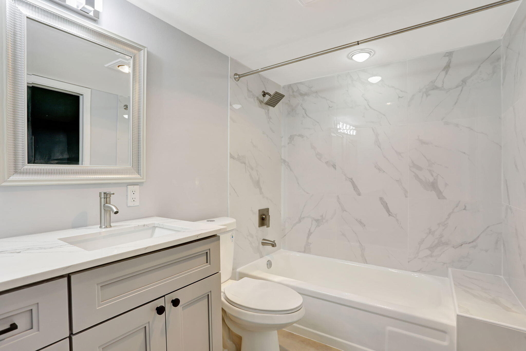 2202 Lucaya Bend - Photo 7