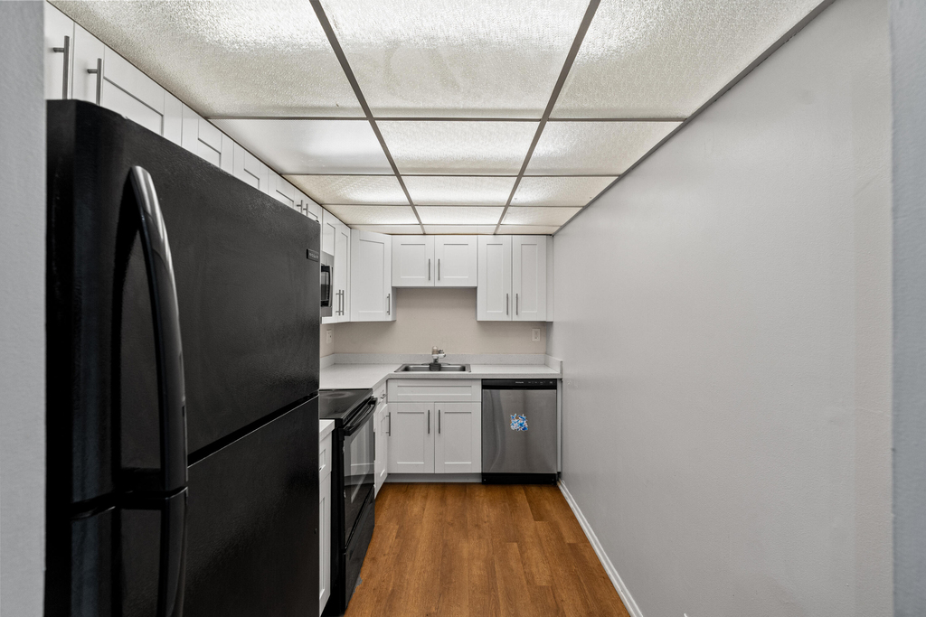 3700 N Pine Island Road - Photo 5
