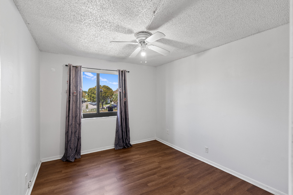 3700 N Pine Island Road - Photo 18