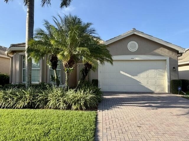 9063 Meridian View Isle - Photo 0