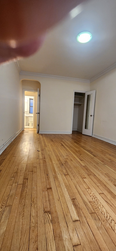 East 47th Street/ 2nd ave - Photo 6