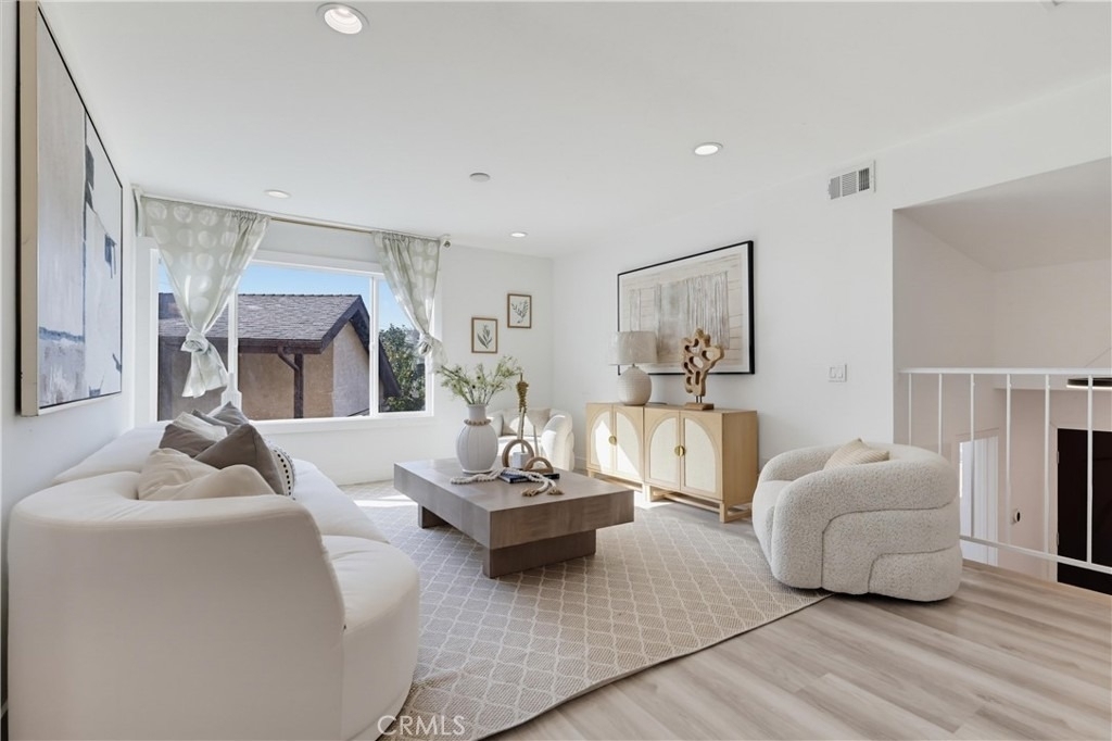 125 Campanita Court - Photo 8