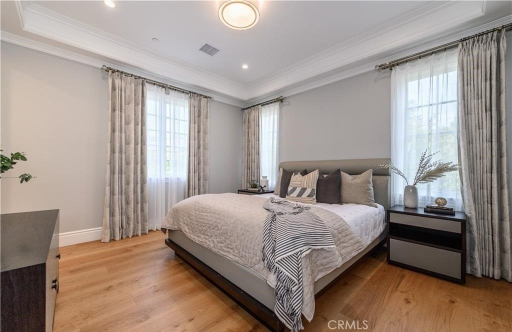 2119 Holly - Photo 11