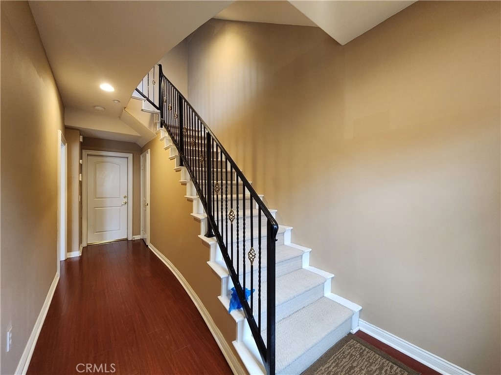 271 S Arroyo Drive - Photo 5