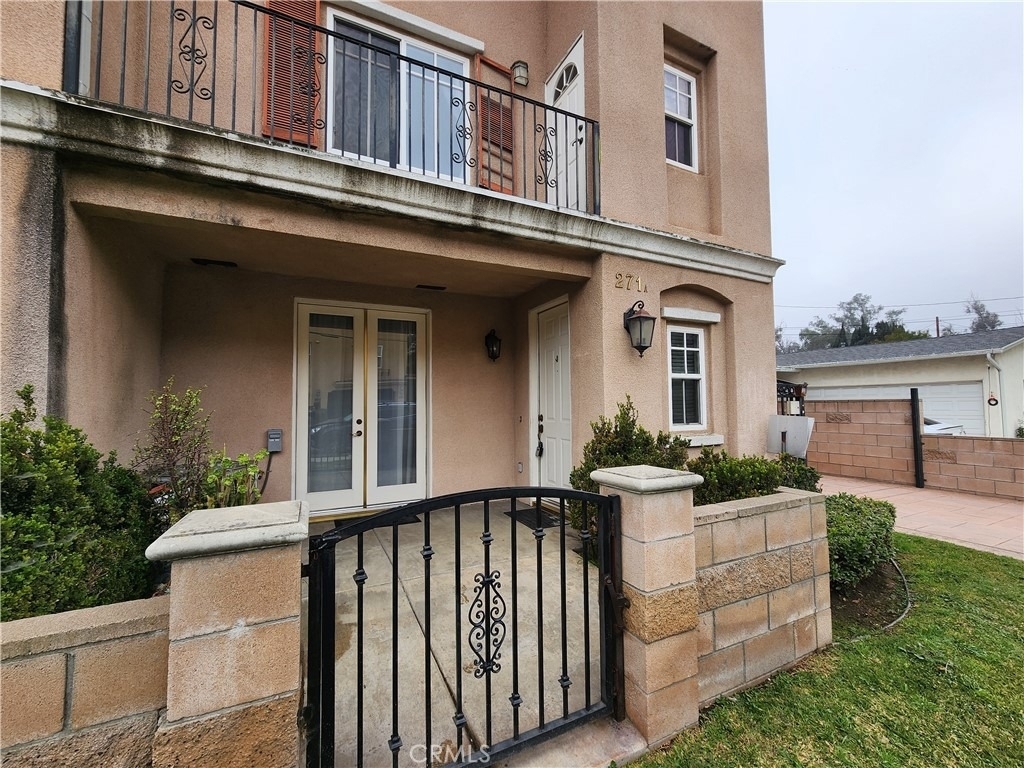 271 S Arroyo Drive - Photo 1
