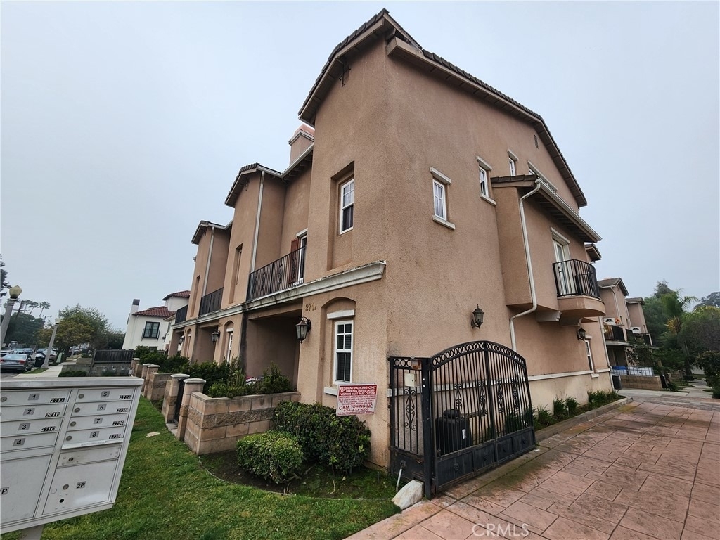 271 S Arroyo Drive - Photo 3