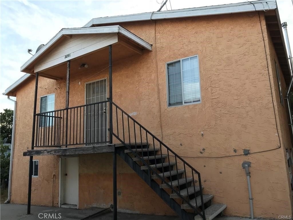 529 N St Louis Street - Photo 0