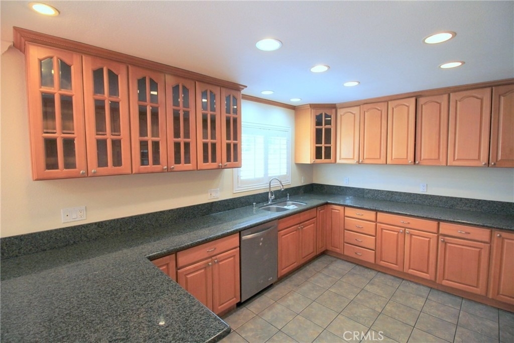 23951 Decorah Road - Photo 4