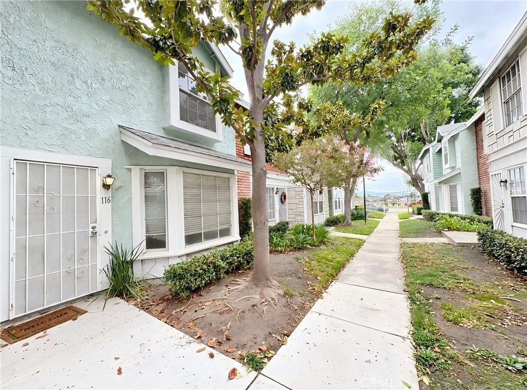 5640 Riverside Dr - Photo 13