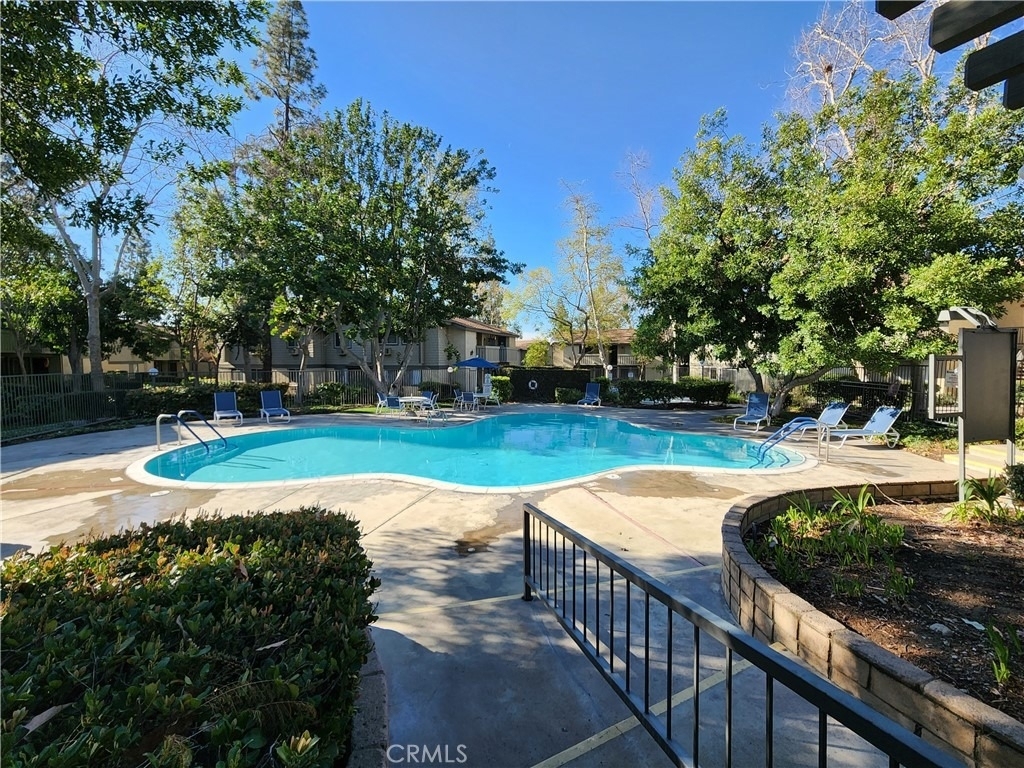 960 E Bonita Avenue - Photo 25