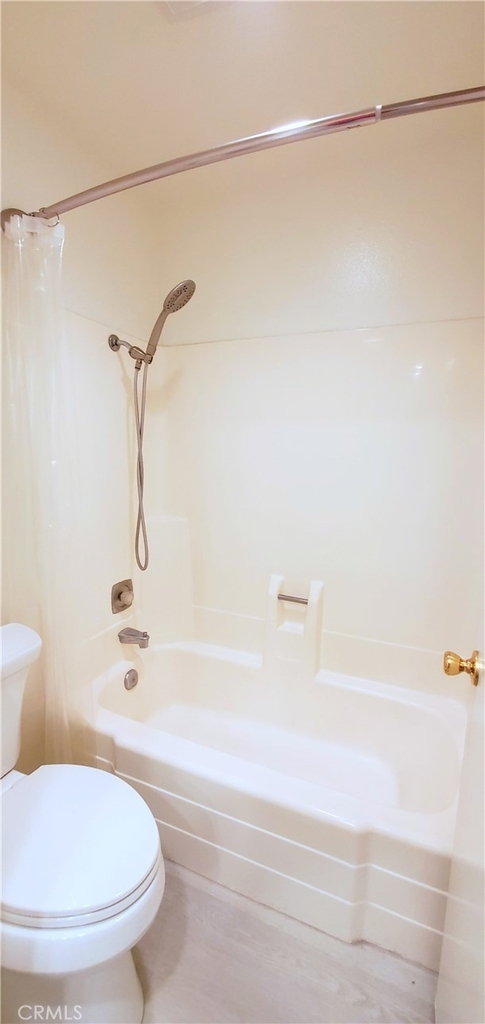 960 E Bonita Avenue - Photo 13