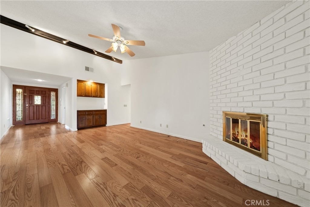 2095 Silver Oak Way - Photo 5