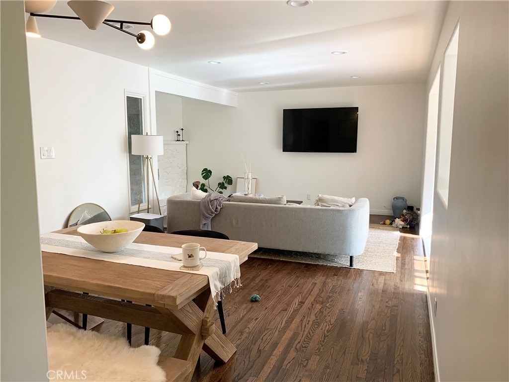 6500 Glade Avenue - Photo 2