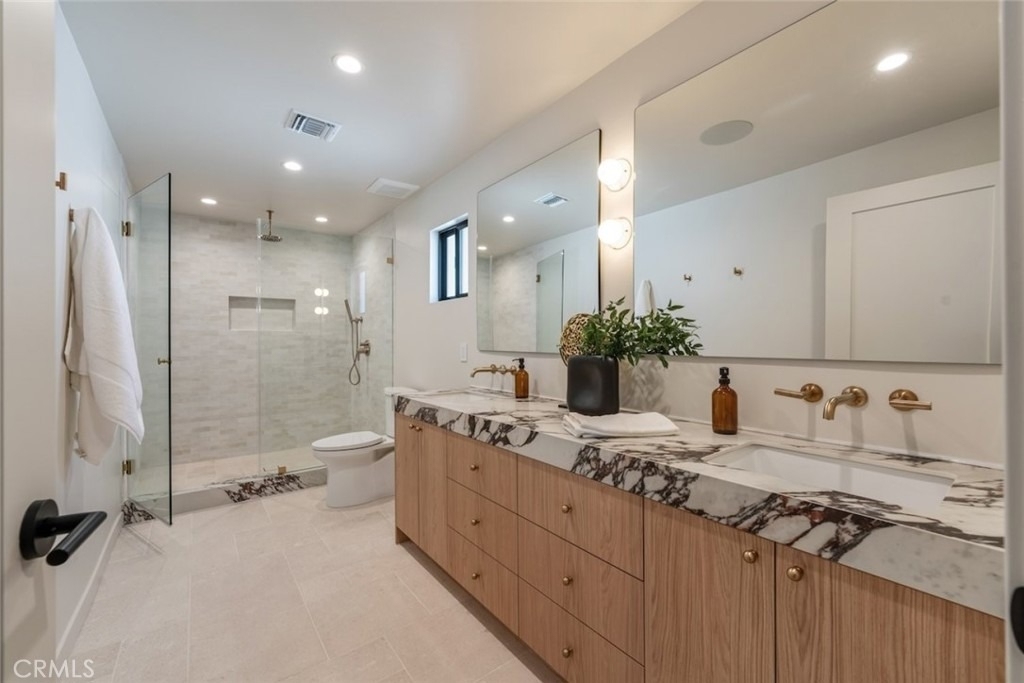 8960 Oak Park Avenue - Photo 47